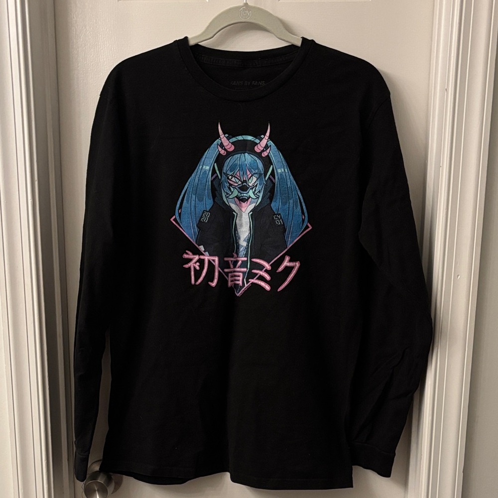 Black Graphic Long Sleeve Tee